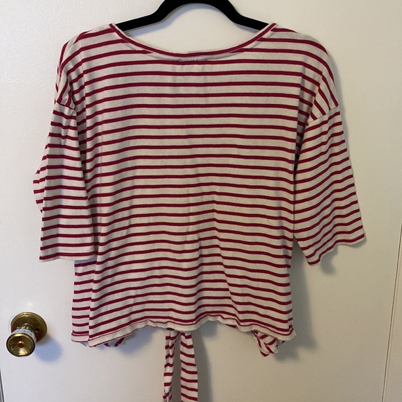 Express Striped Tie Half Sleeve Top - Picture 5 of 5
